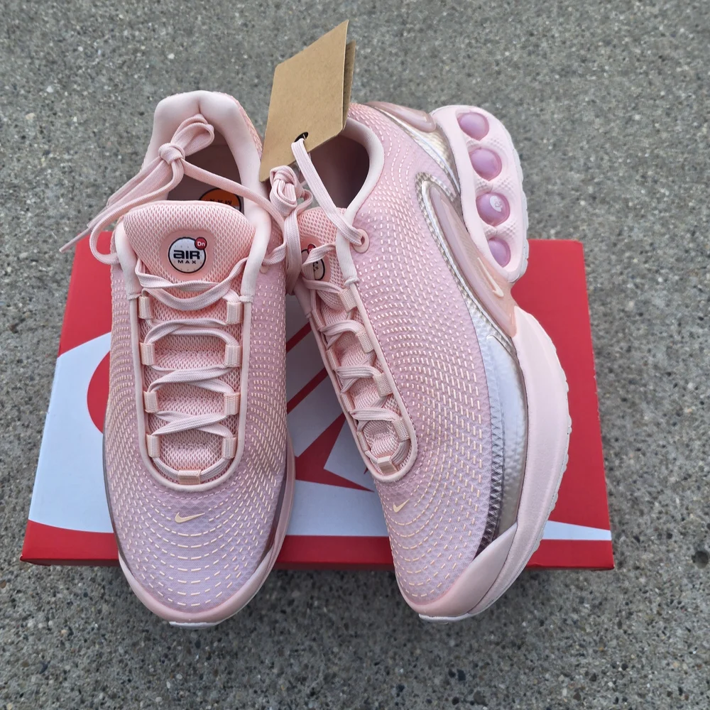 Nike Air Max Sneakers Women Size 9